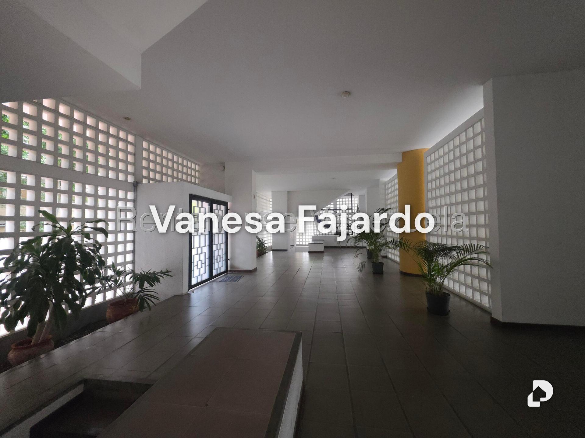 Apartamento en Las Mercedes, Caracas – 2