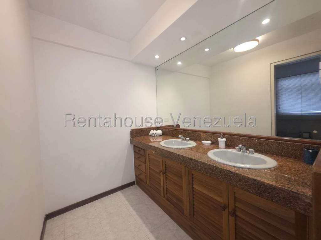 Apartamento en Las Mercedes, Caracas