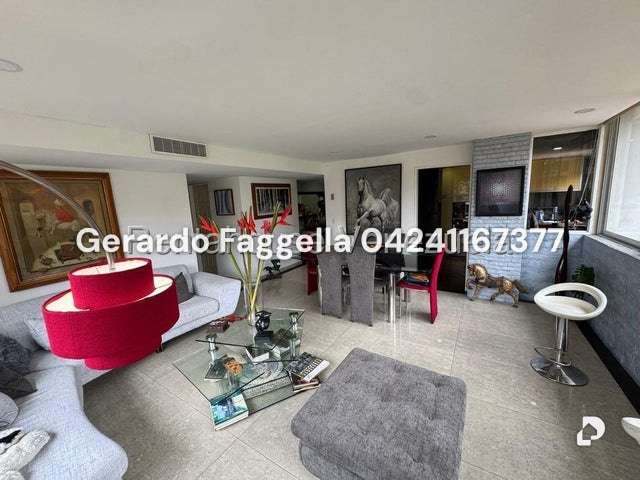 Apartamento en Campo Alegre, Caracas – 1