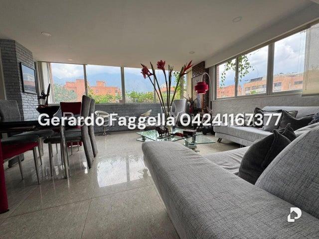 Apartamento en Campo Alegre, Caracas – 2