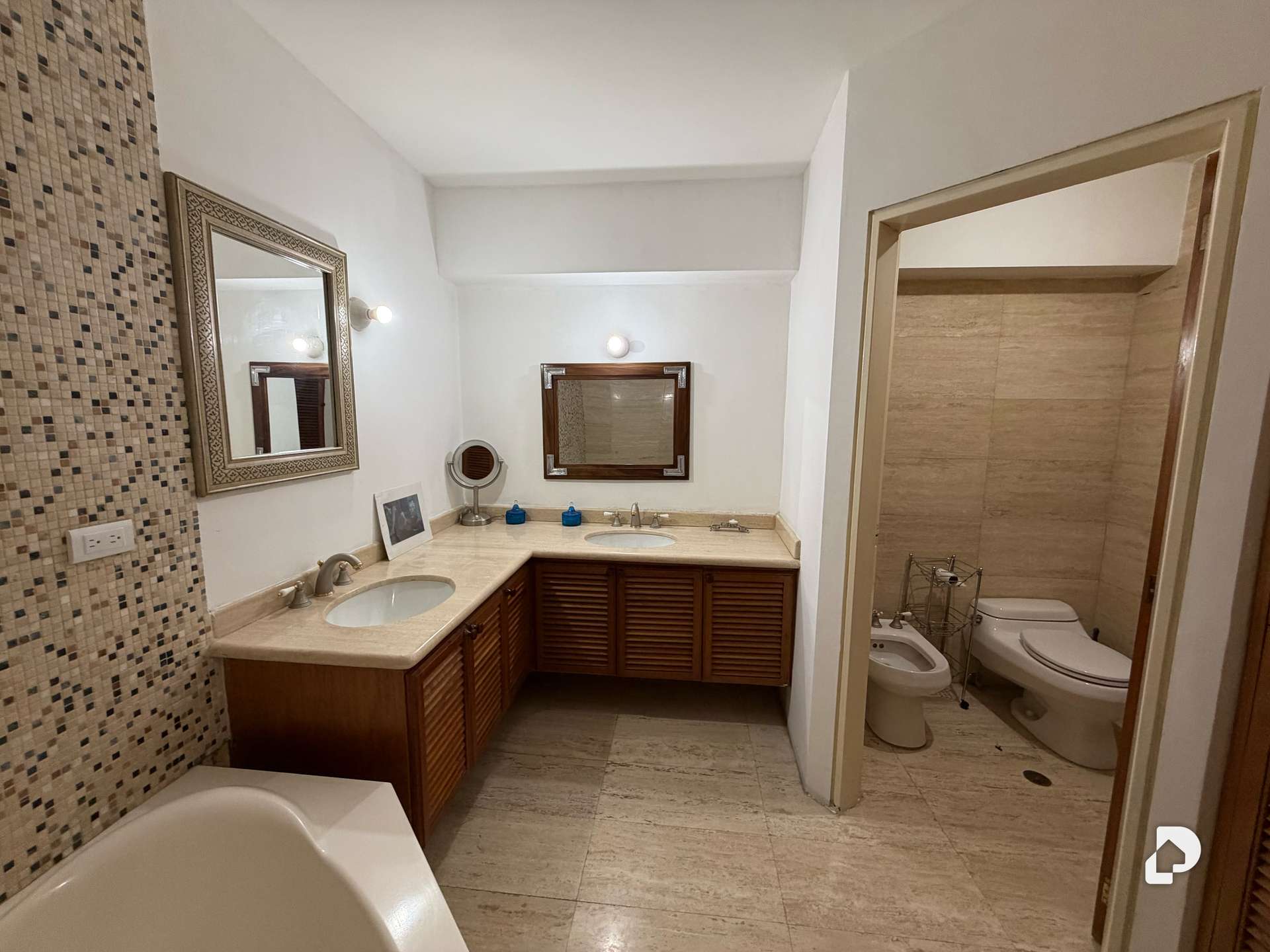 Apartamento en La Lagunita, Caracas – 18