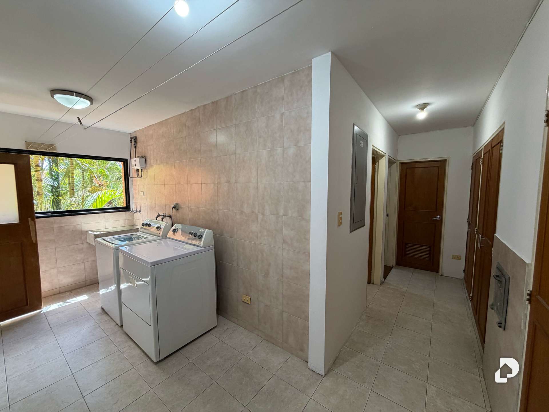 Apartamento en La Lagunita, Caracas – 23