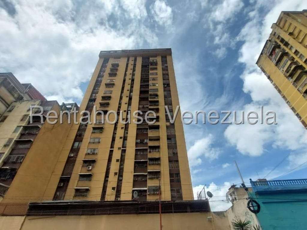 Apartamento en San Juan, Caracas - 1