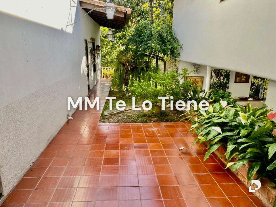 Casa en Lomas de Chuao, Caracas – 17