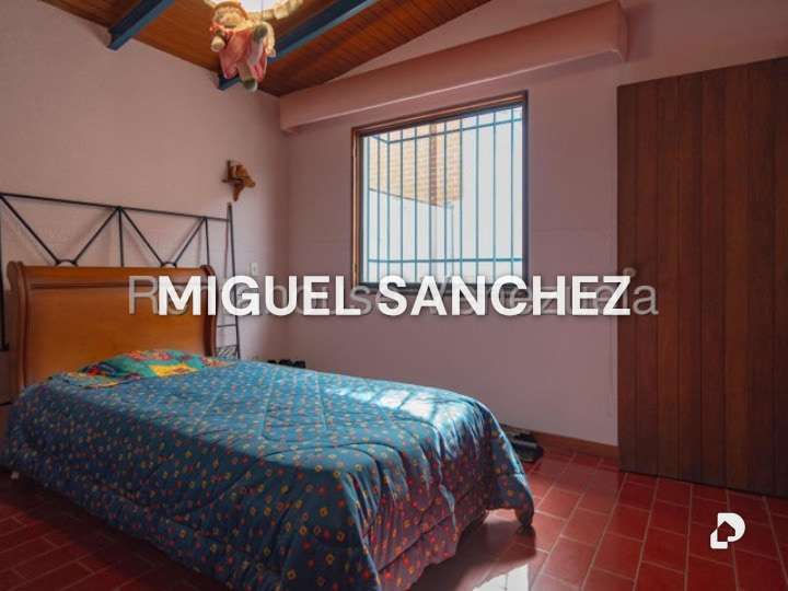 Casa en Prados Del Este, Caracas – 12