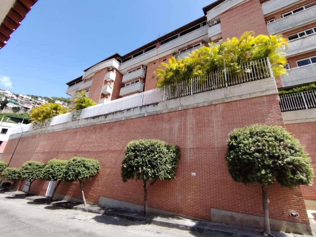 Apartamento en Urbanización Colinas de Los Chaguaramos, Caracas - 1