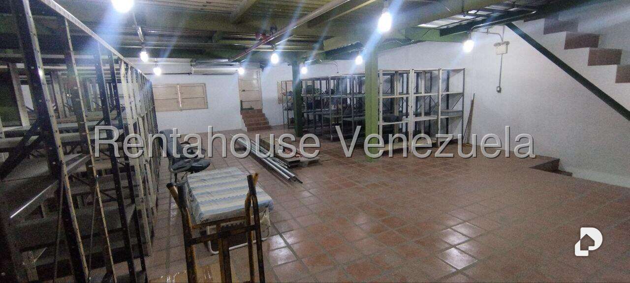 Edificio en Petare, Caracas – 14