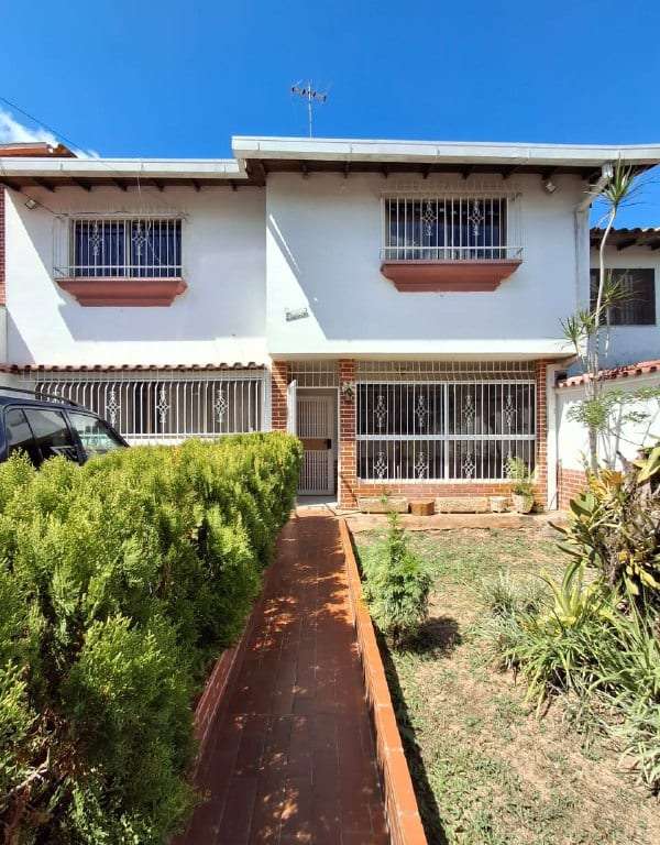Casa en Lagunetica, Altos Mirandinos - 1