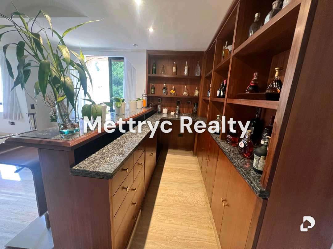Apartamento en Urb. Miranda, Caracas – 12