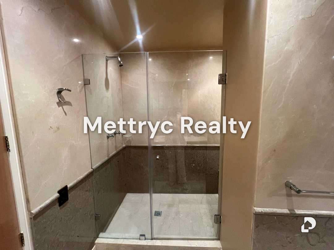 Apartamento en Urb. Miranda, Caracas – 29