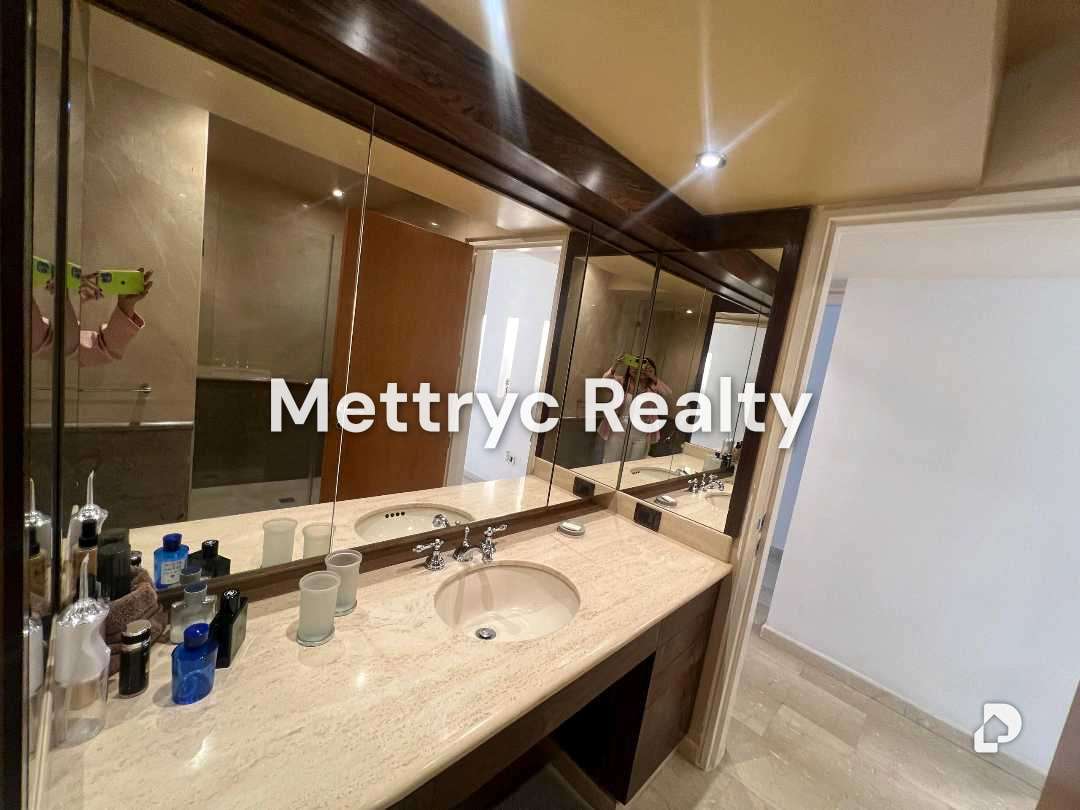 Apartamento en Urb. Miranda, Caracas – 28