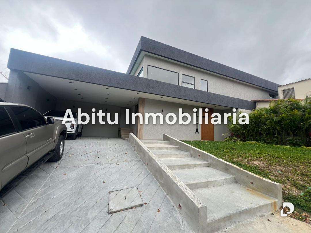 Casa en Santa Paula, Caracas – 1