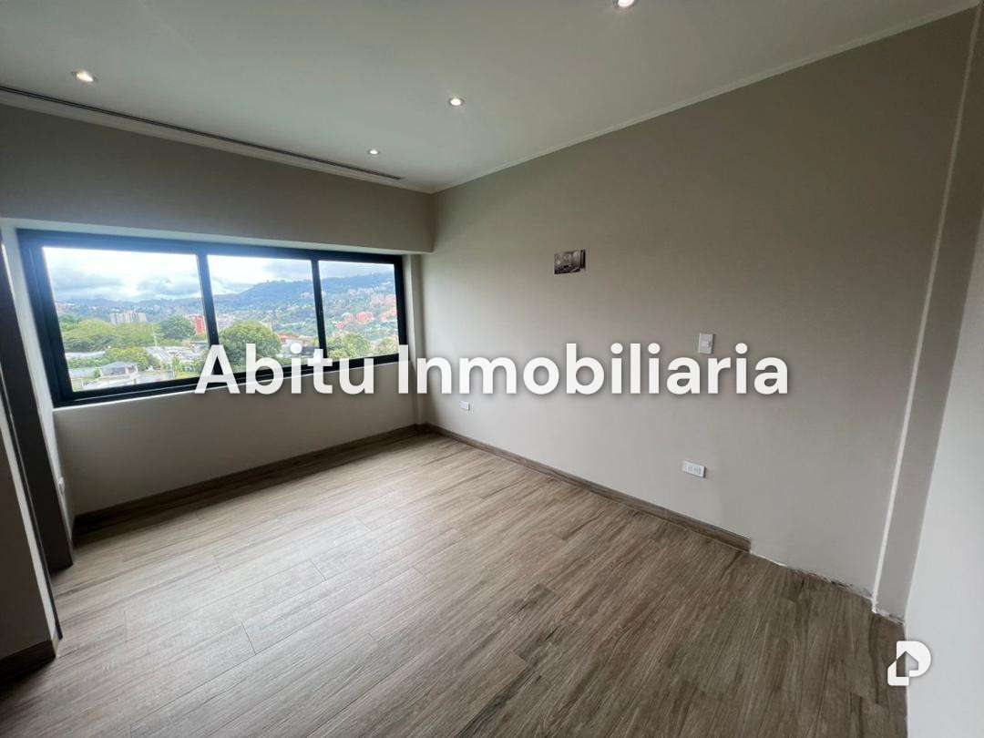 Casa en Santa Paula, Caracas – 18