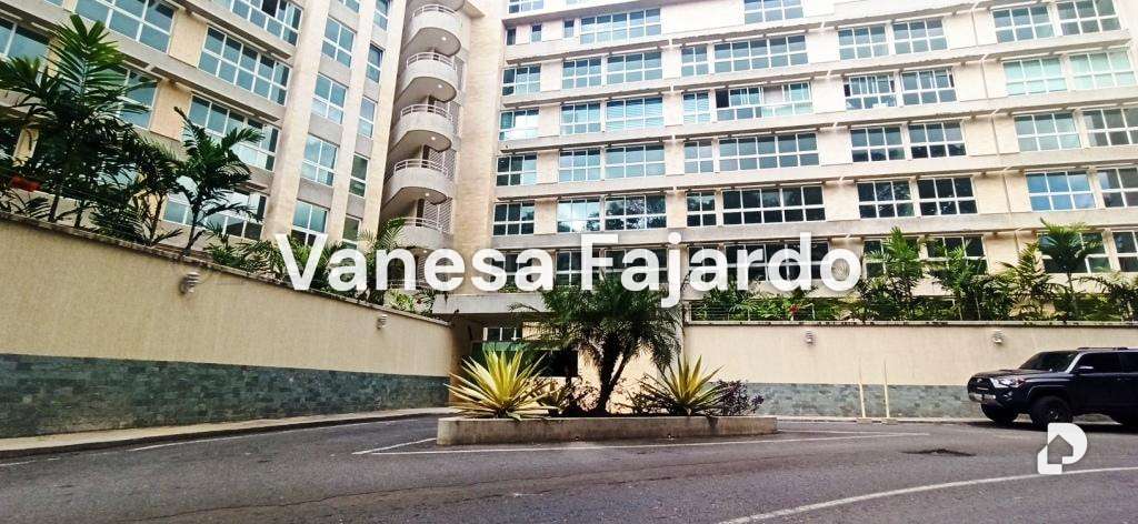 Apartamento en Lomas de Las Mercedes, Caracas – 1