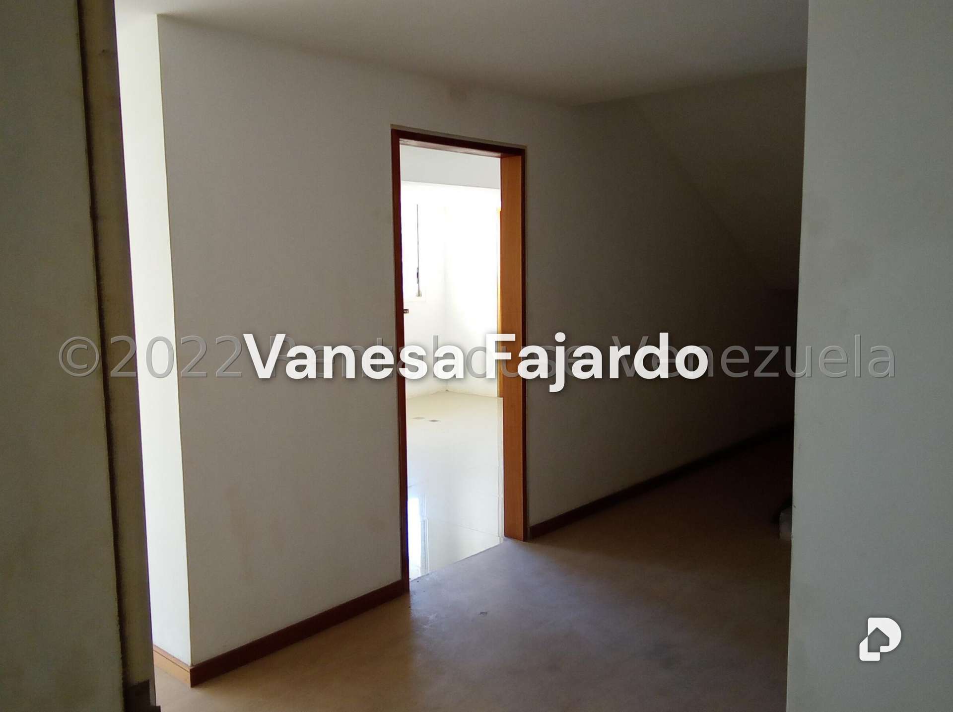 Apartamento en Lomas de Las Mercedes, Caracas – 19