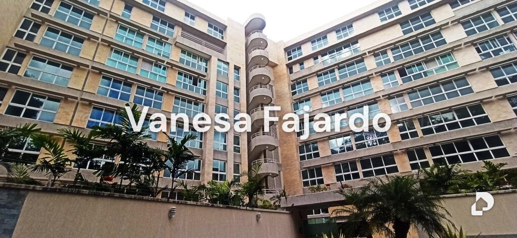 Apartamento en Lomas de Las Mercedes, Caracas – 2