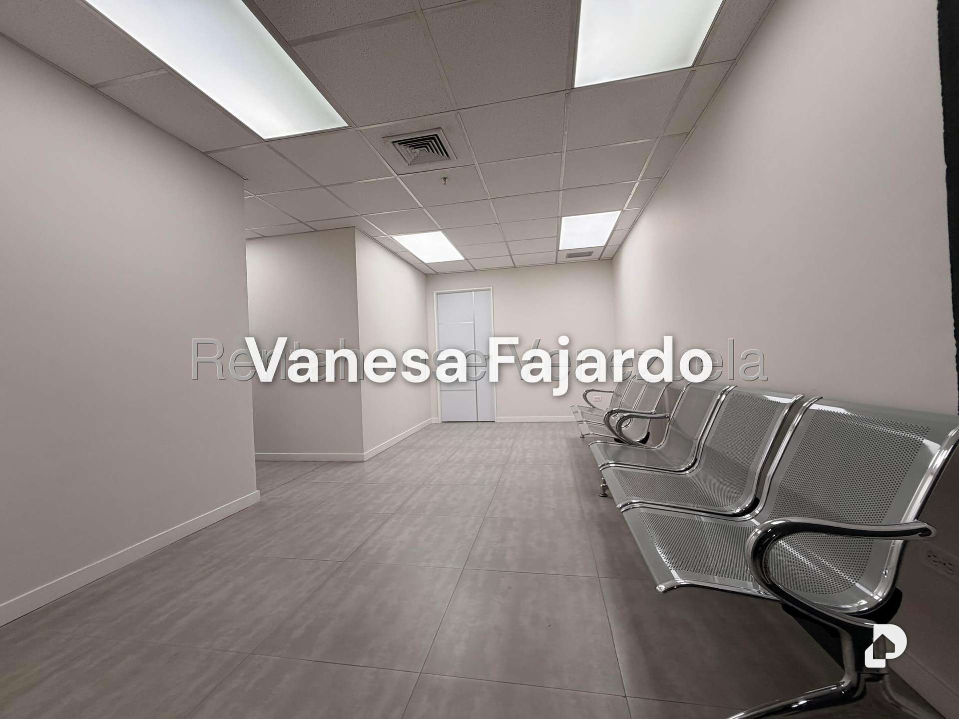 Oficina en Las Mercedes, Caracas – 6