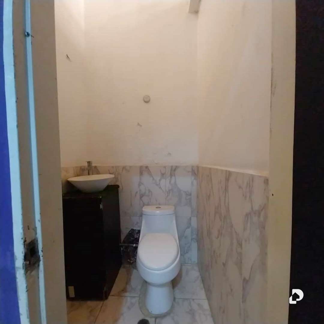 Local comercial en La Boyera, Caracas – 13