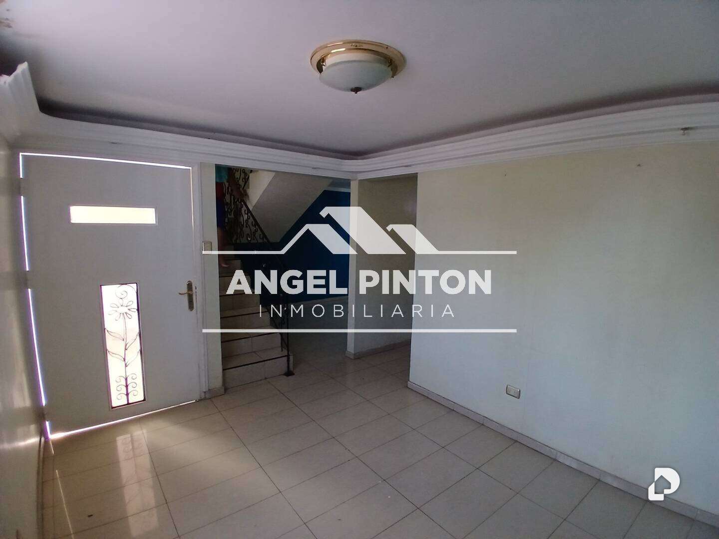 Townhouse en Sector Club Hípico, Maracaibo – 1