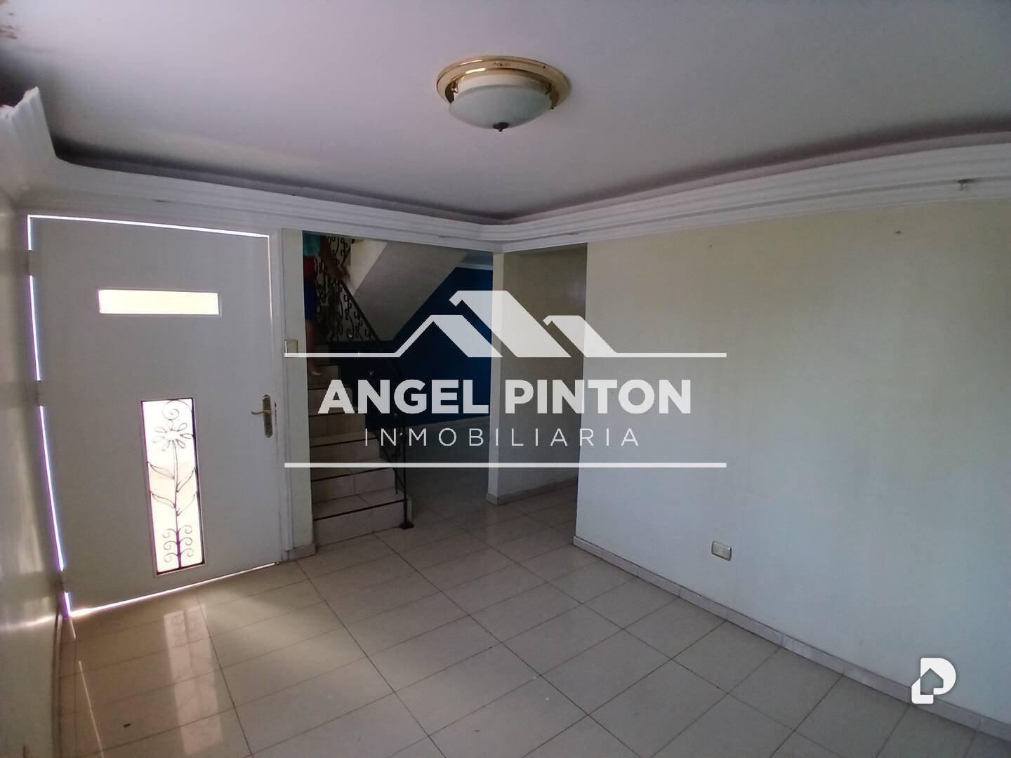 Townhouse en Sector Club Hípico, Maracaibo – 1