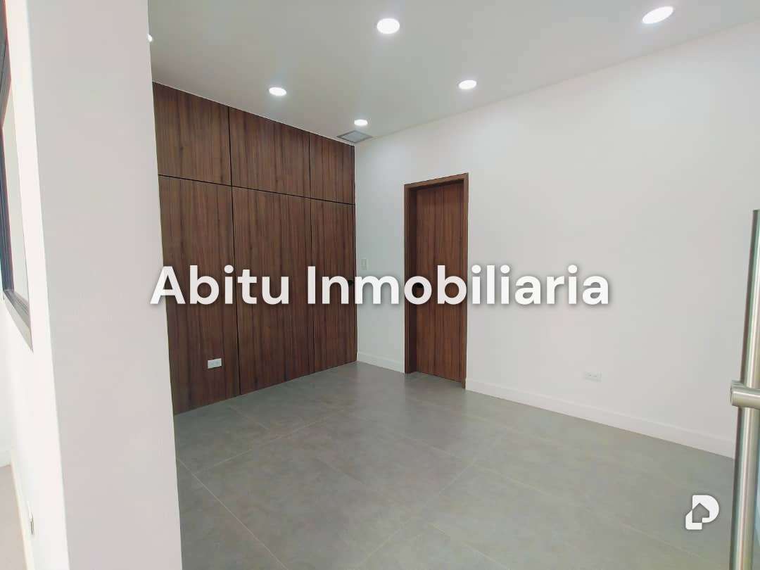 Building in Colinas de Bello Monte, Caracas – 18