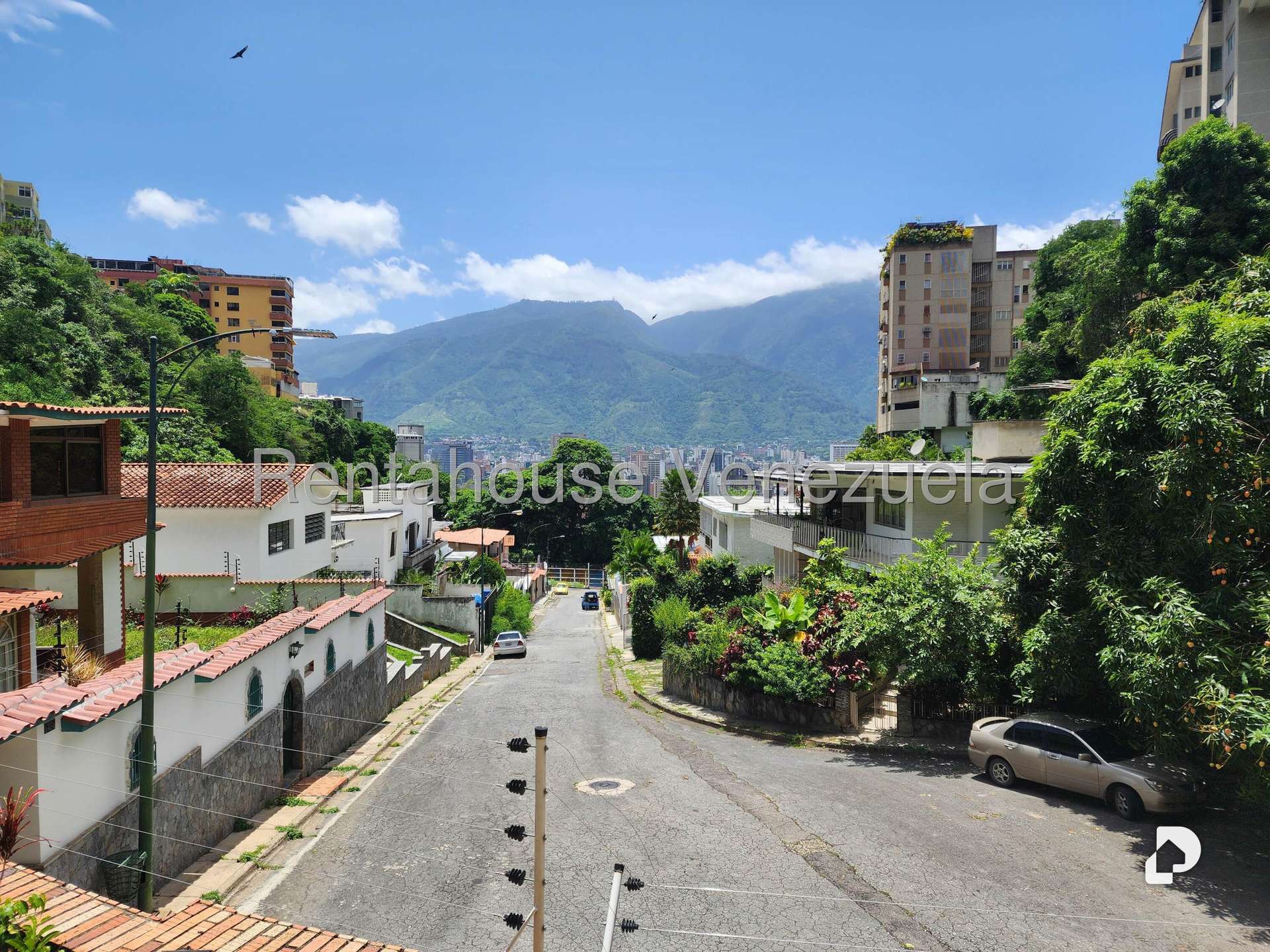 Casa en Colinas de Bello Monte, Caracas – 70