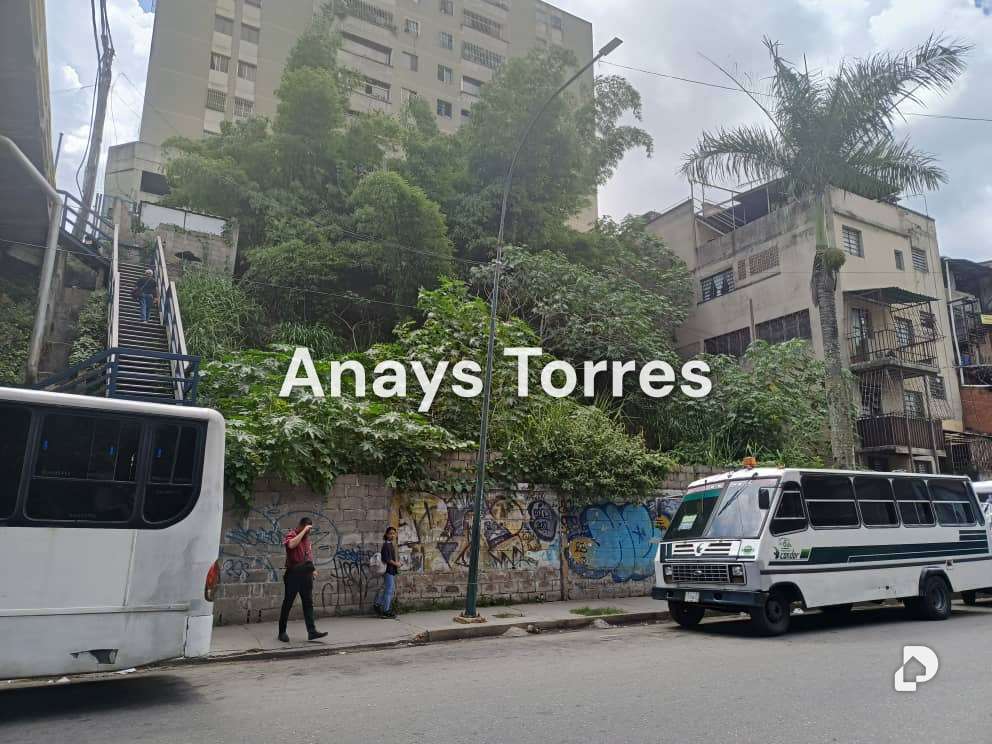 Terreno en Los Teques, Altos Mirandinos – 12