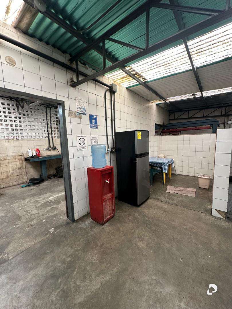 Local comercial en Montecristo, Caracas – 3