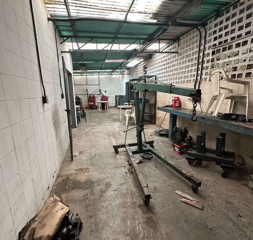 Commercial space in Montecristo, Caracas - 1