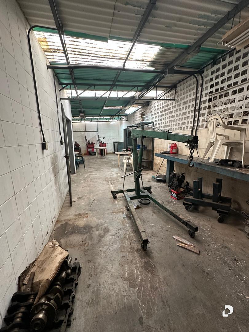 Local comercial en Montecristo, Caracas – 1