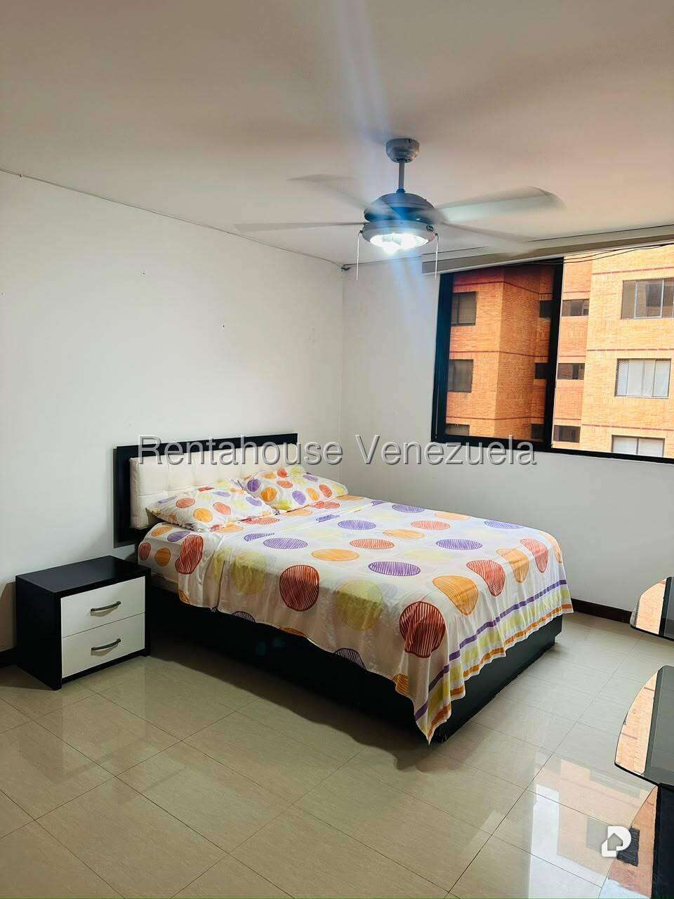 Apartamento en Colinas de La Tahona, Caracas – 16