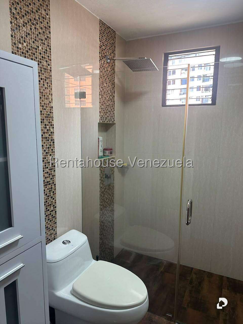 Apartamento en Colinas de La Tahona, Caracas – 28
