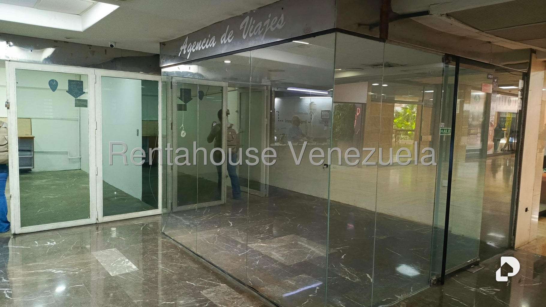 Local comercial en Prado Humboldt, Caracas – 16