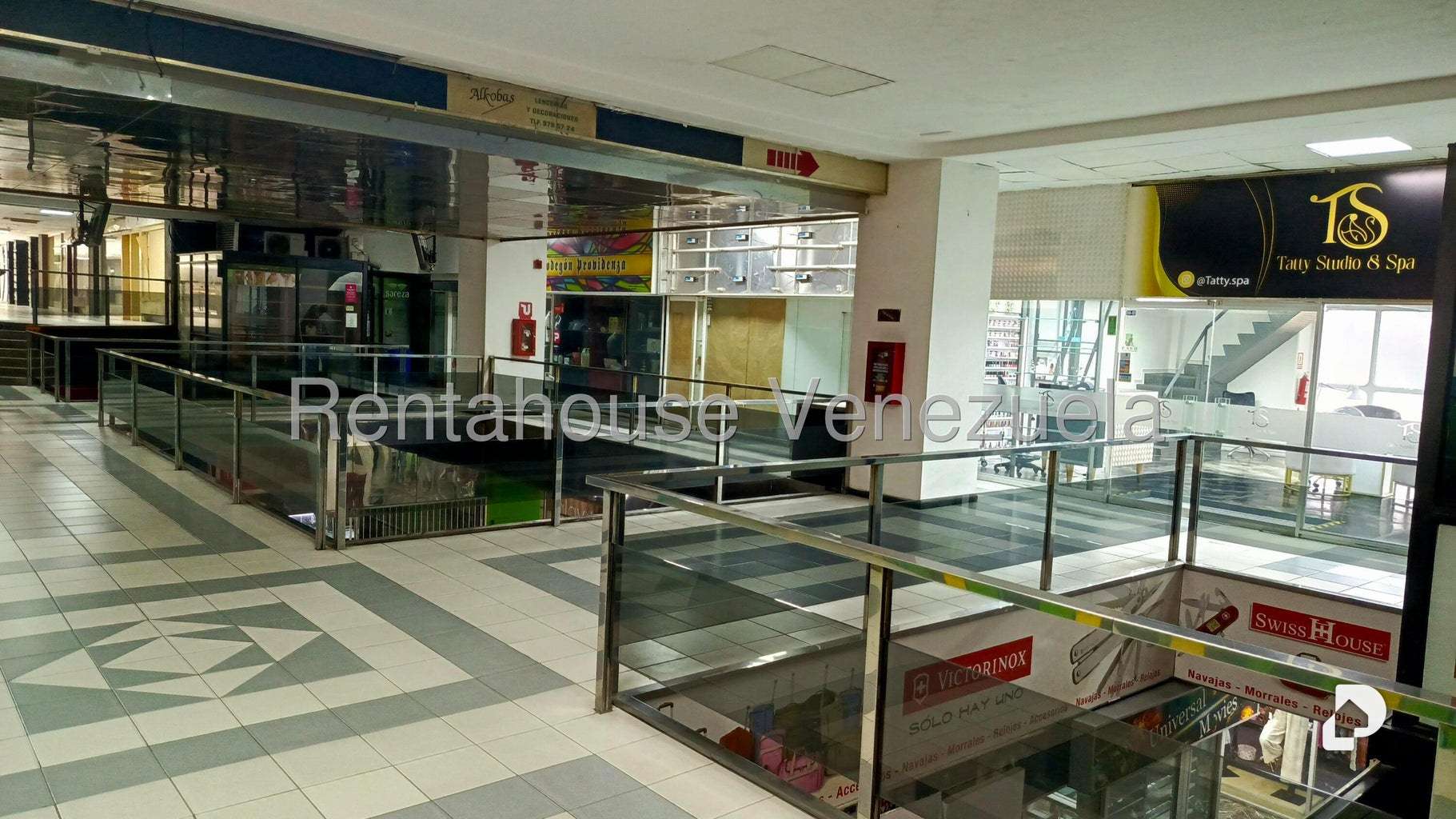 Local comercial en Prado Humboldt, Caracas – 29