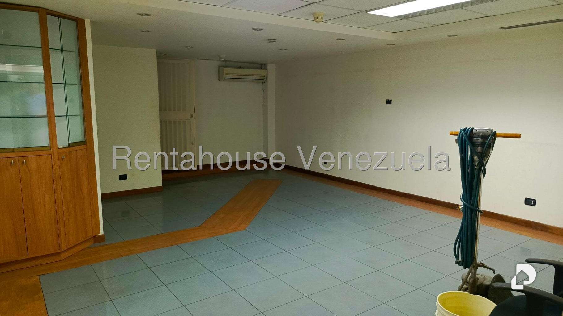 Local comercial en Prado Humboldt, Caracas – 45
