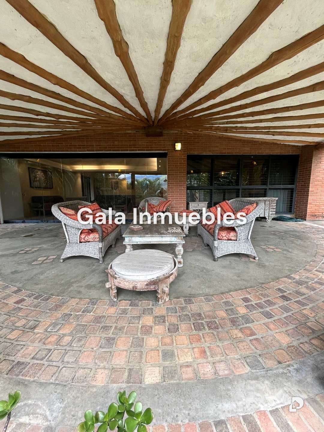 Apartamento en Urb. Miranda, Caracas – 10