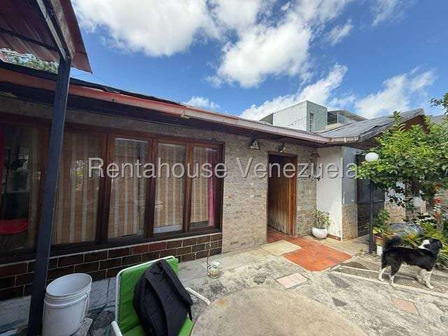 Casa en Alto Prado, Caracas - 1