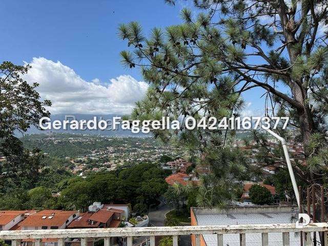 Casa en Alto Prado, Caracas – 23