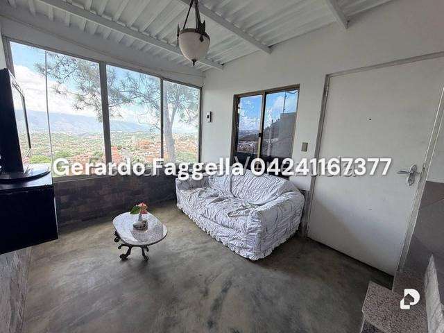 Casa en Alto Prado, Caracas – 17