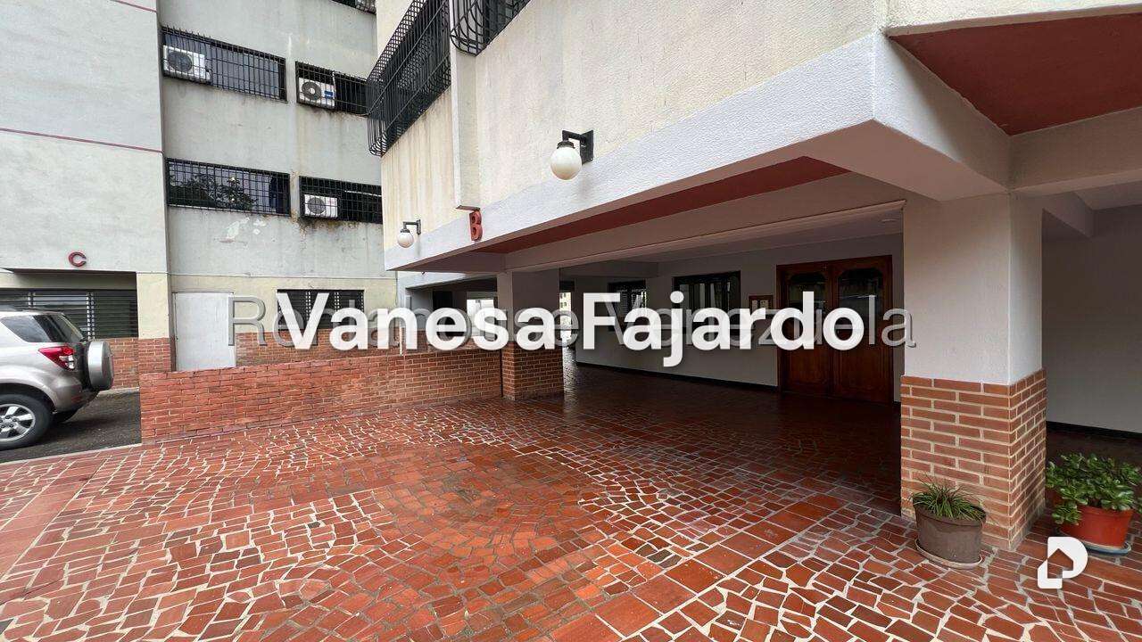 Apartamento en Lomas del Avila, Caracas – 6