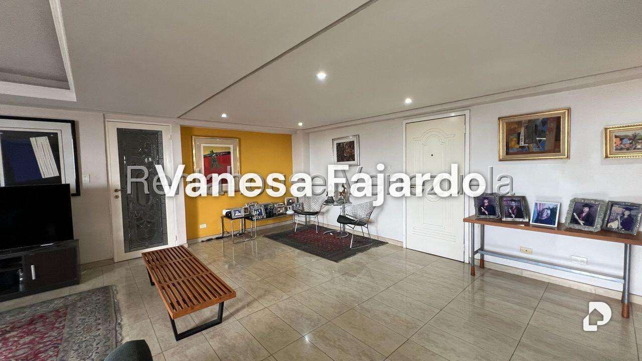 Apartamento en Lomas del Avila, Caracas – 16