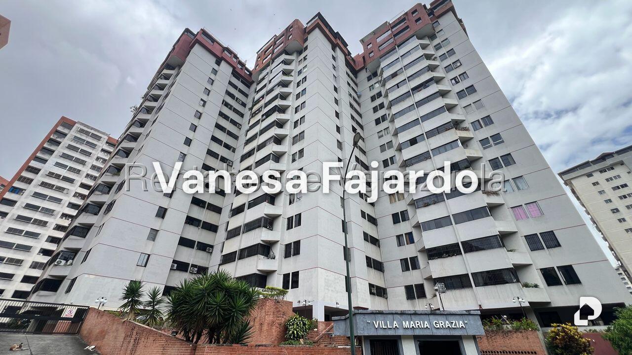 Apartamento en Lomas del Avila, Caracas – 1