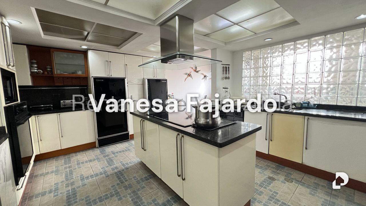 Apartamento en Lomas del Avila, Caracas – 3