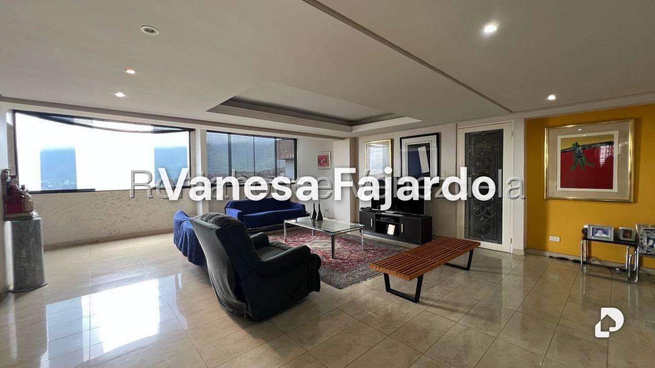 Apartamento en Lomas del Avila, Caracas – 4