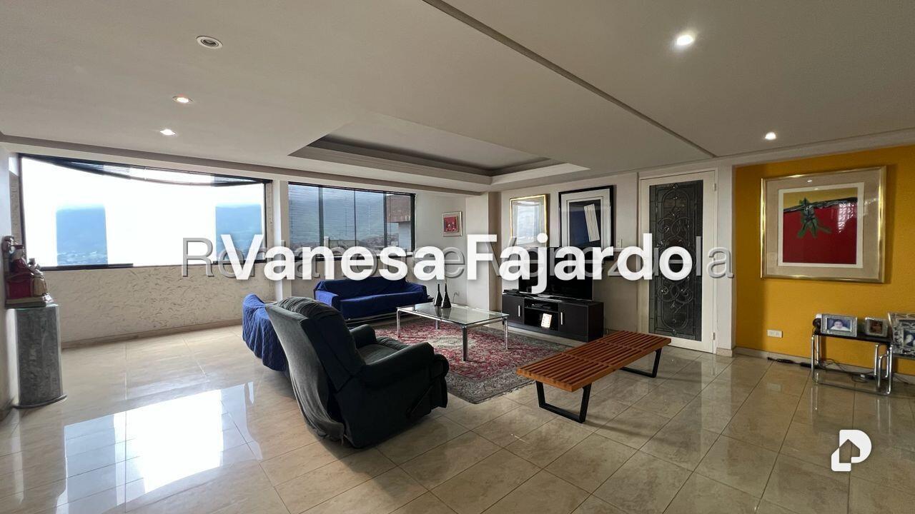 Apartamento en Lomas del Avila, Caracas – 4