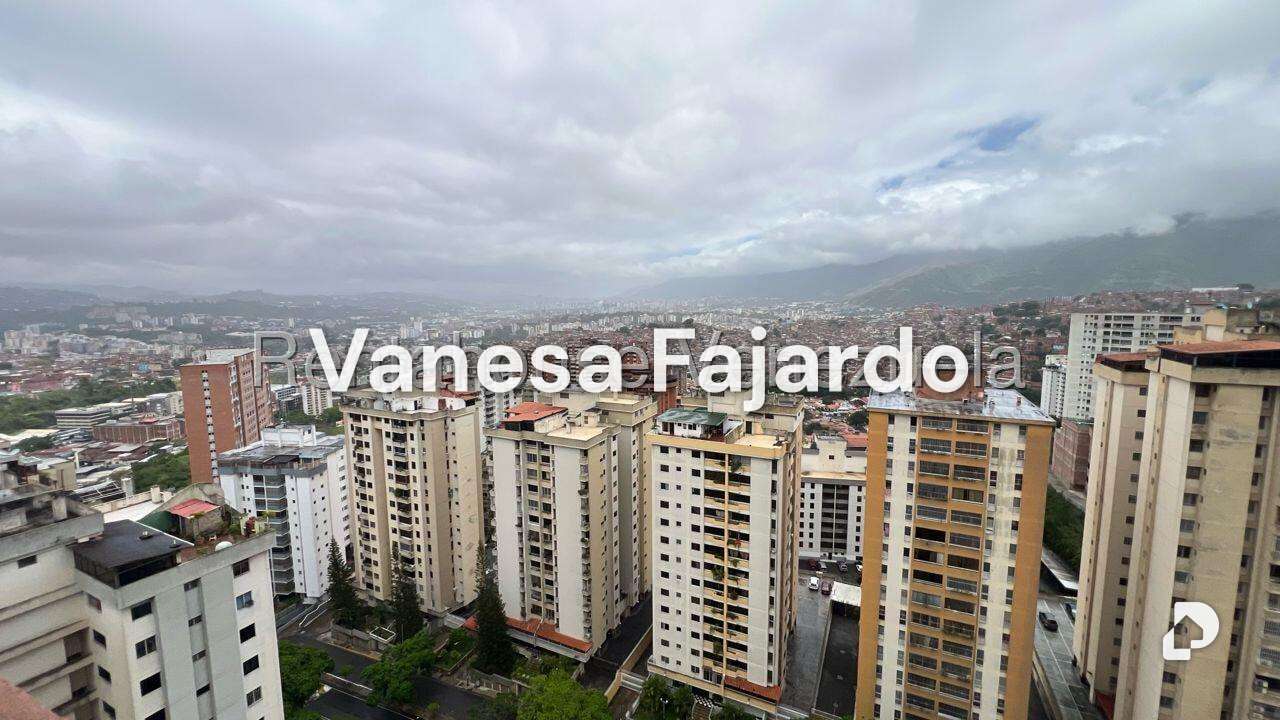 Apartamento en Lomas del Avila, Caracas – 10