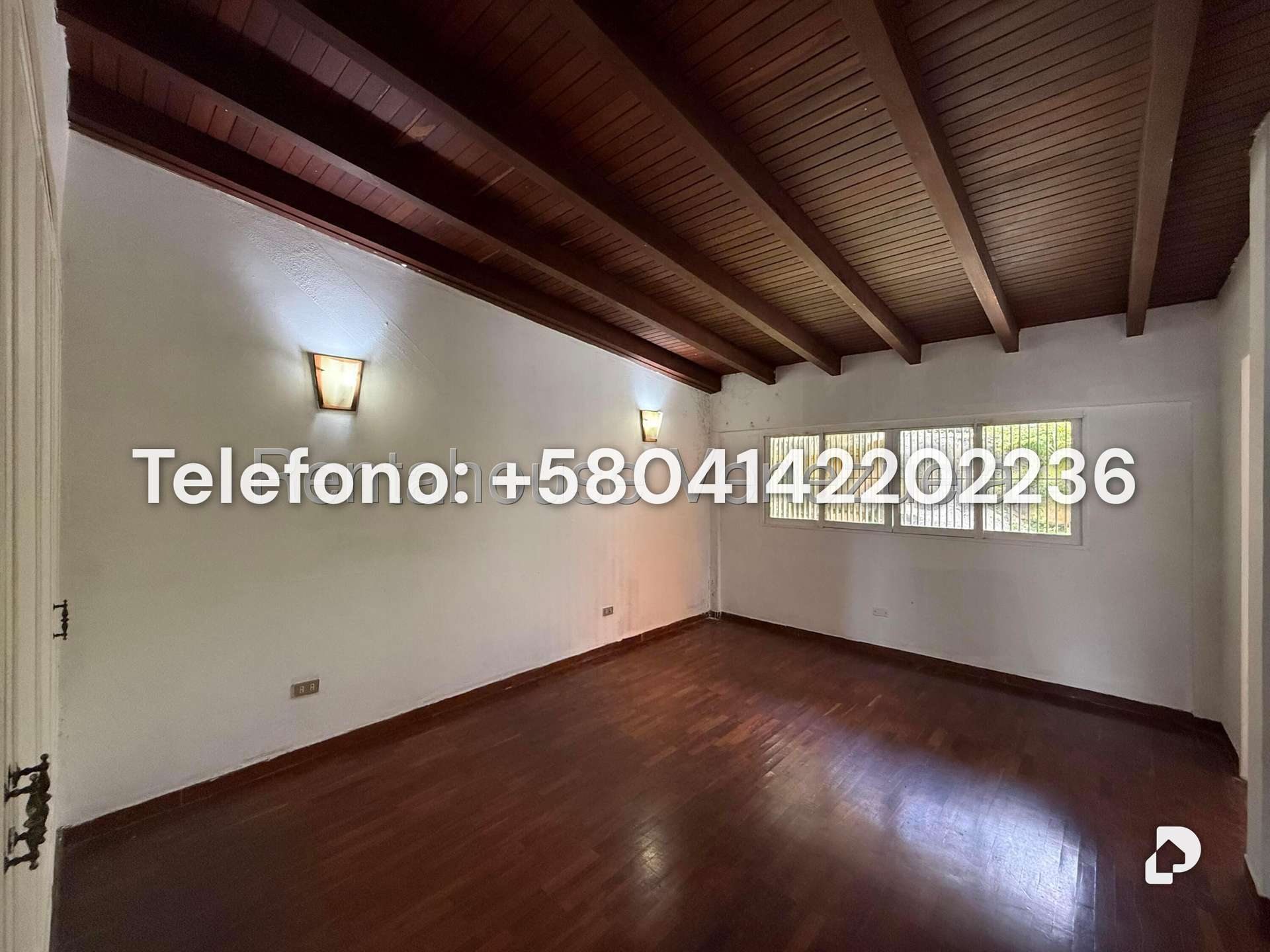 Casa en Alto Prado, Caracas – 19