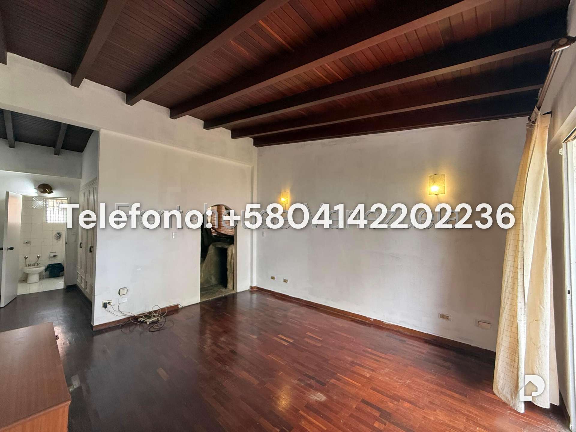 Casa en Alto Prado, Caracas – 17