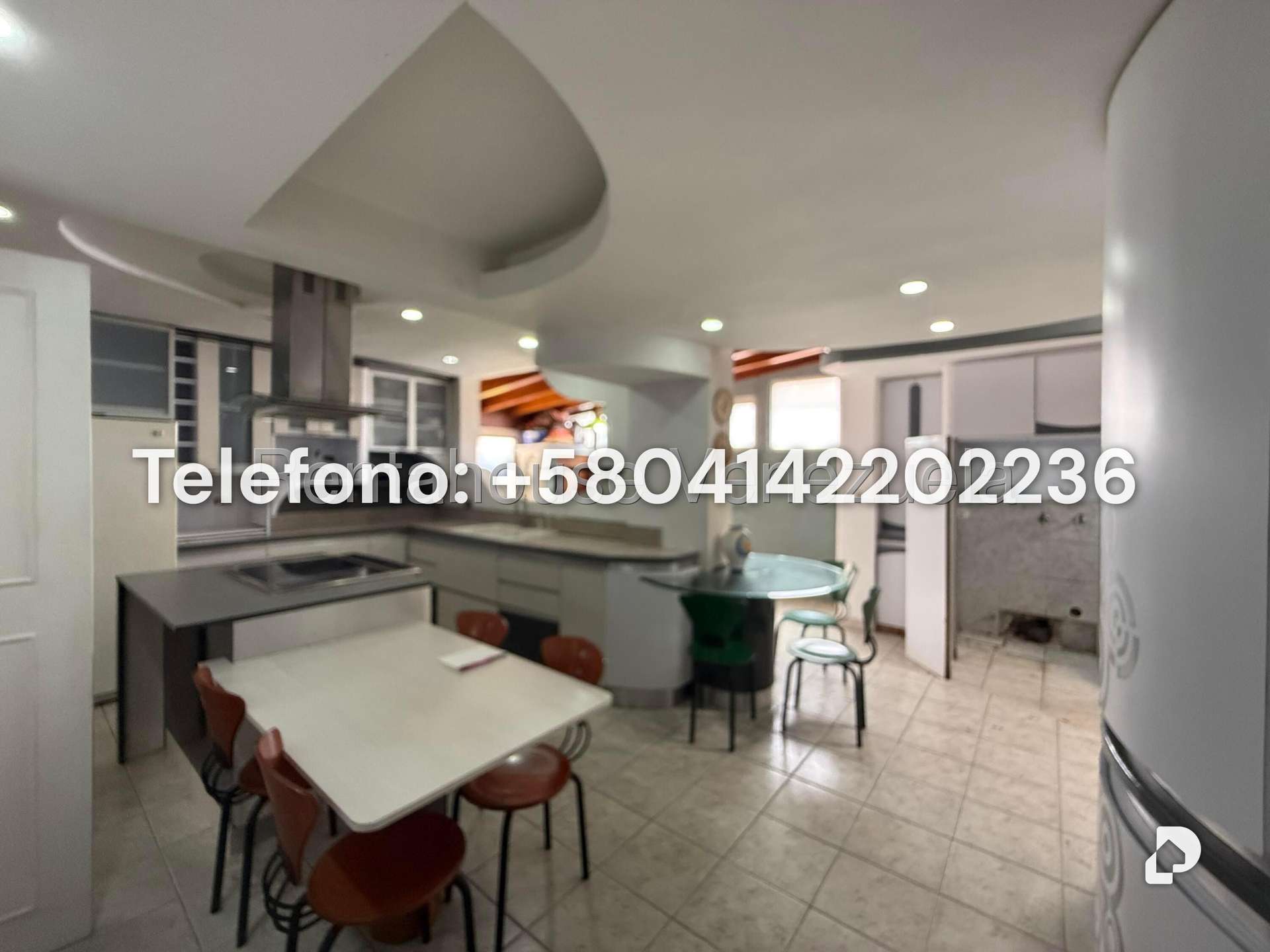 Casa en Alto Prado, Caracas – 10