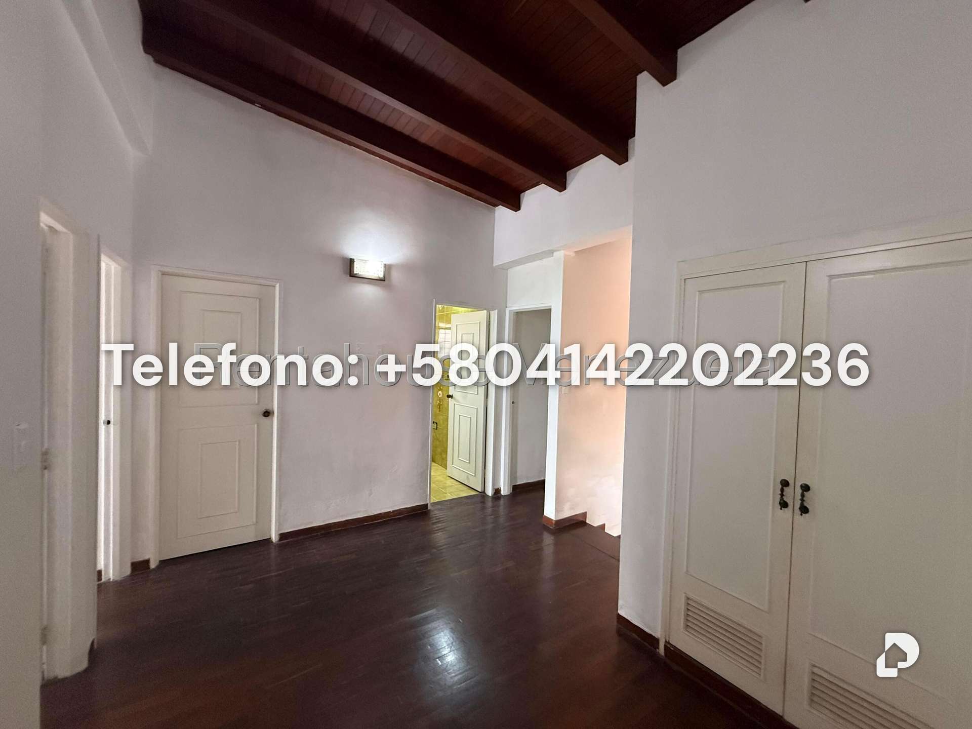 Casa en Alto Prado, Caracas – 16